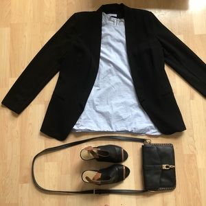 DR2 black blazer